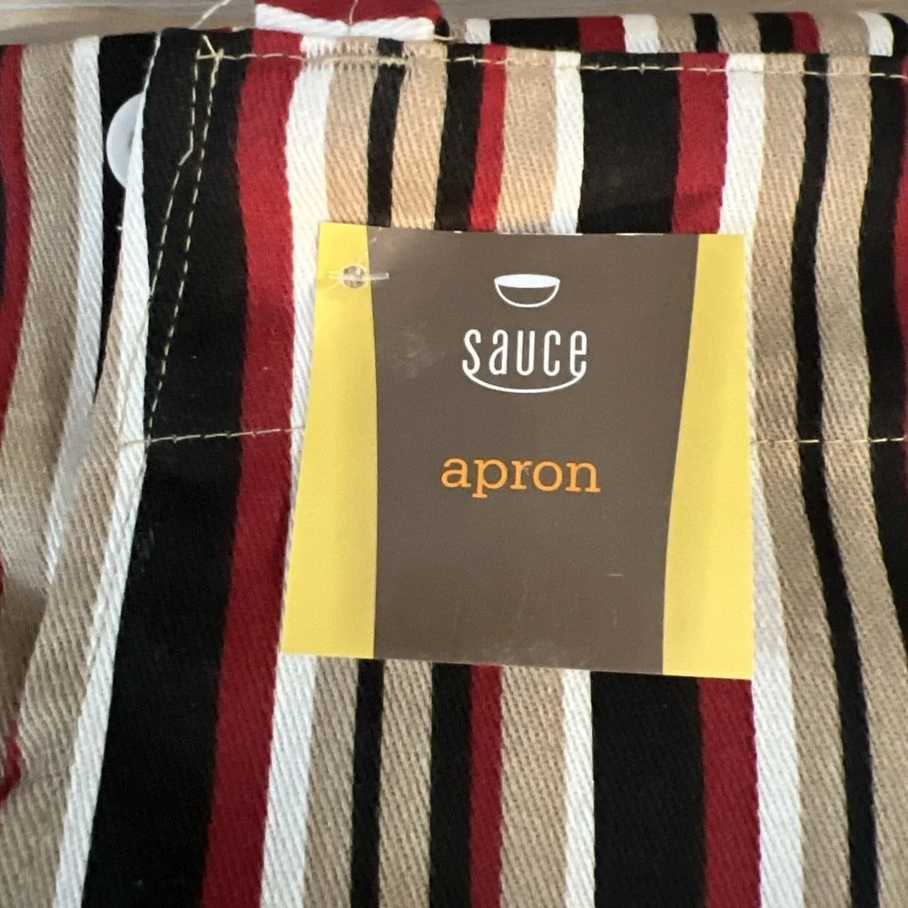 Sauce Chefs‎ apron with two pockets New With Tags